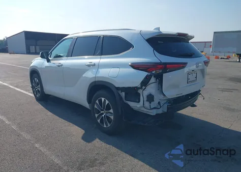 2024 Toyota Highlander Xle z USA, uszkodzony, nr VIN 5TDKDRBH4RS550977